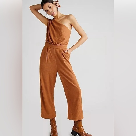 Free People Avery, One Shoulder, Wide Leg Jumpsuit, Size 4 (v) - Picture 3 of 11